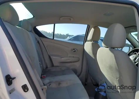 2016 Nissan Versa S z USA, uszkodzony, nr VIN 3N1CN7APXGL802204